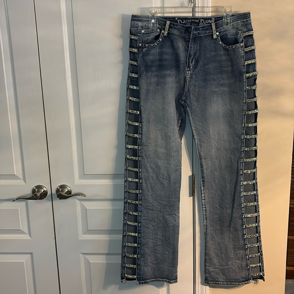 Super sparkly jeans with air conditioning. Size 15